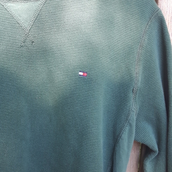 size M Tommy Hilfiger long sleeve top - Picture 8 of 11